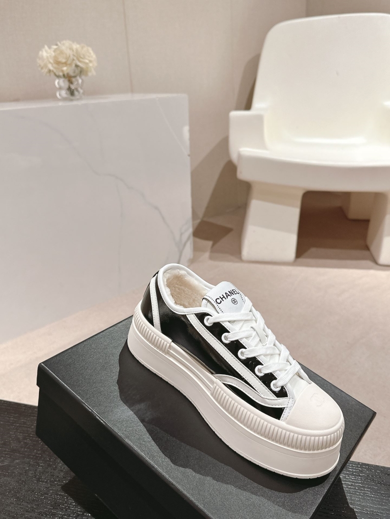 Ch**el sport shoes